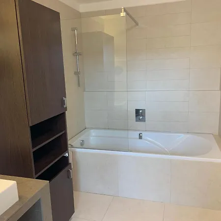 S Wellness Sluzbami 乡村民宿 *